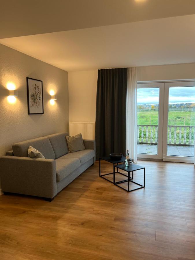 Vorgebirgsblick - Restaurant Biergarten Gaestehaus Bornheim  Bagian luar foto